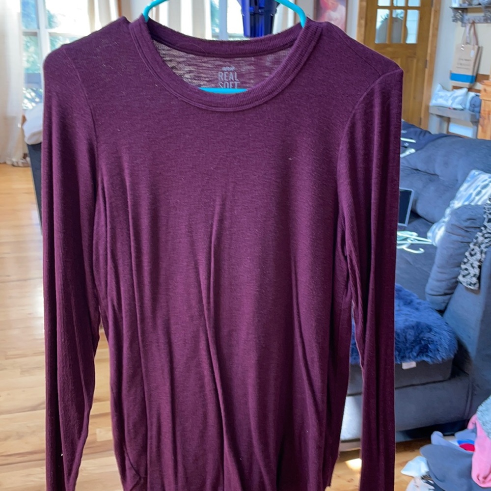 Aerie brand tee